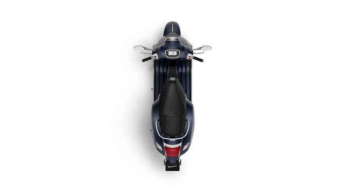 Vespa GTS 300 hpe Super Tech (DYC BLU ENERGICO) - Bild 10