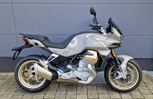 Neumotorrad Moto Guzzi V100 Mandello