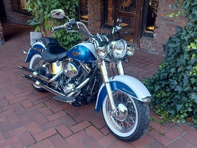 Softail Deluxe FLSTN