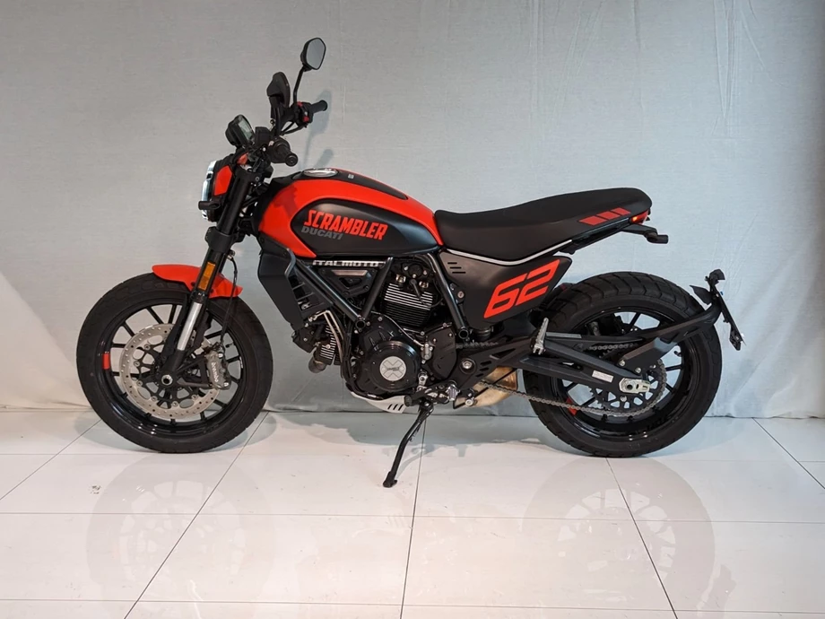 Angebot Ducati Scrambler Full Throttle Bild 3: Angebot Ducati Scrambler Full Throttle
