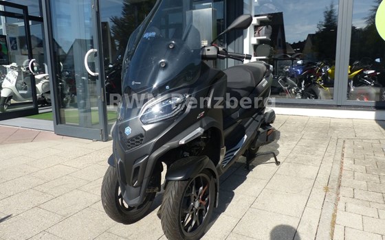 Gebrauchtmotorrad Piaggio MP3 530 HPE Exclusive - Bild 1