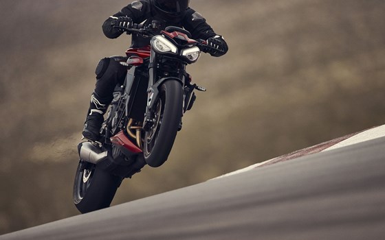 Neufahrzeug Triumph Street Triple 765 RS - Bild 16