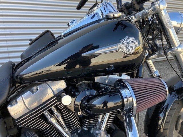 Harley-Davidson Dyna Fat Bob FXDF (Vivid Black) - Bild 2