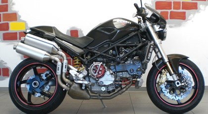 Gebrauchtmotorrad Ducati Monster S4
