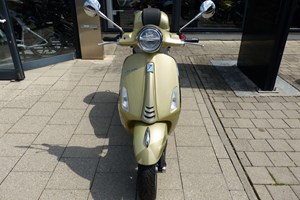 Angebot Vespa Primavera 50