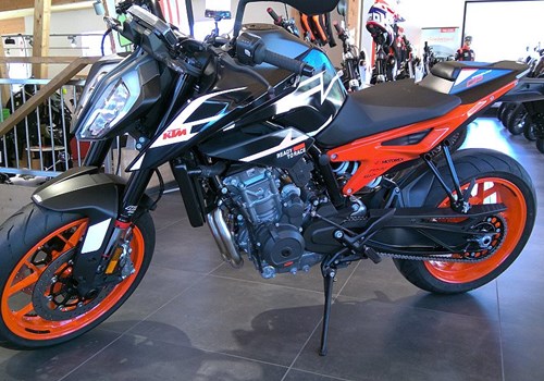 KTM 890 Duke GP