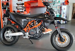 Neumotorrad KTM 690 SMC R