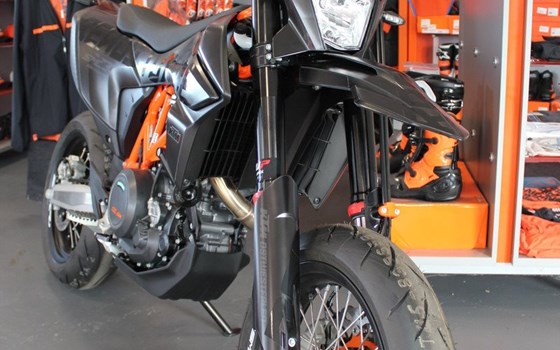 Neufahrzeug KTM 690 SMC R - Bild 3