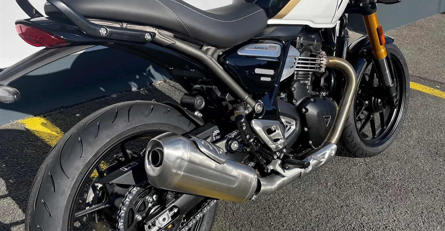Zum Vergrößern bitte anklicken! Angebot Triumph Speed 400