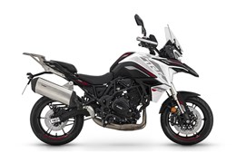 Neumotorrad Benelli TRK 702