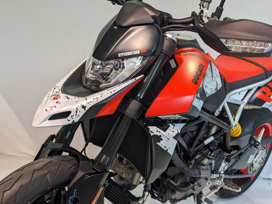 Angebot Ducati Hypermotard 950 RVE Bild 9: Angebot Ducati Hypermotard 950 RVE
