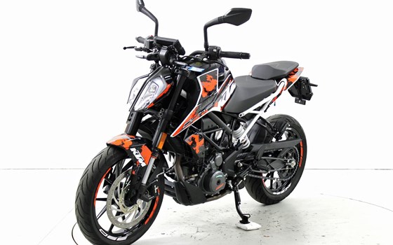 Neufahrzeug KTM 390 Duke - Bild 3