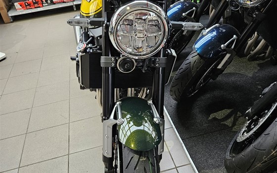 Gebrauchtmotorrad Kawasaki Z900 RS - Bild 4