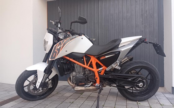 Gebrauchtmotorrad KTM 690 Duke - Bild 1 Gebrauchtmotorrad KTM 690 Duke - Bild 1