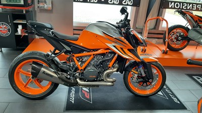 1290 Super Duke R EVO