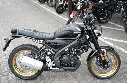 Gebrauchtmotorrad Yamaha XSR125 Legacy