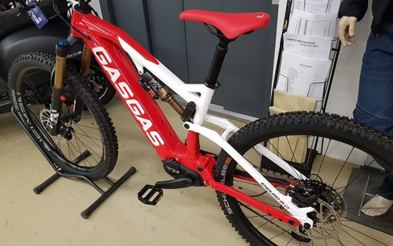 Gebrauchtmotorrad GasGas E-Bicycles G Enduro 3.0 - Bild 2 Gebrauchtmotorrad GasGas E-Bicycles G Enduro 3.0 - Bild 2