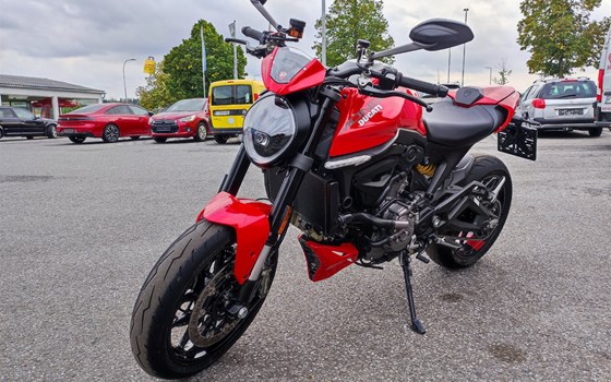 Gebrauchtmotorrad Ducati Monster + - Bild 3 Gebrauchtmotorrad Ducati Monster + - Bild 3