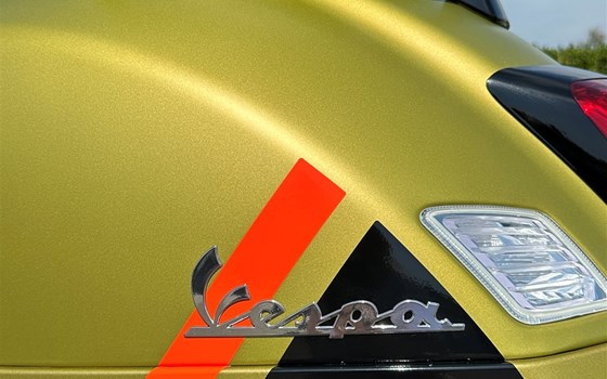 Neufahrzeug Vespa GTS 300 hpe Super Sport - Bild 4 Neufahrzeug Vespa GTS 300 hpe Super Sport - Bild 4