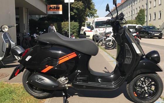 Neufahrzeug Vespa GTV 300 - Bild 3 Neufahrzeug Vespa GTV 300 - Bild 3
