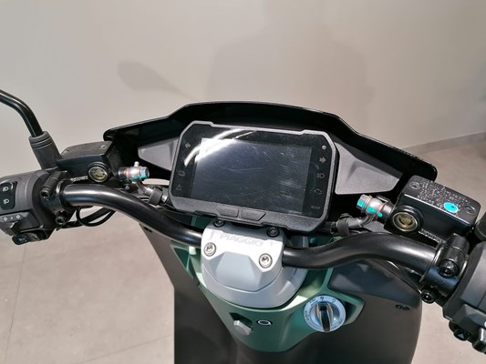 Piaggio 1 Active (schwarz) - Bild 5