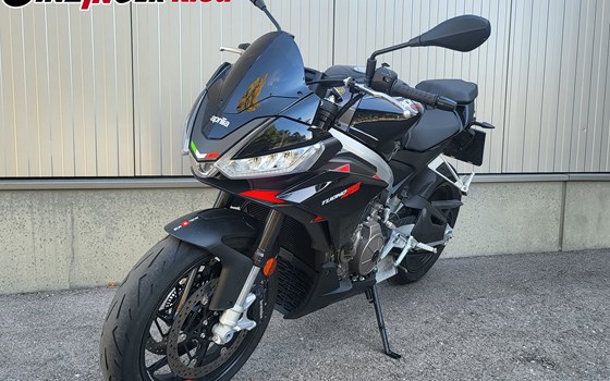 Gebrauchtmotorrad Aprilia Tuono 660 Factory - Bild 1 Gebrauchtmotorrad Aprilia Tuono 660 Factory - Bild 1