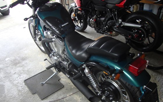 Gebrauchtmotorrad Suzuki Intruder VS 750 - Bild 3