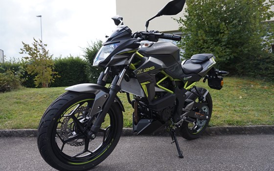 Neufahrzeug Kawasaki Z125 - Bild 7