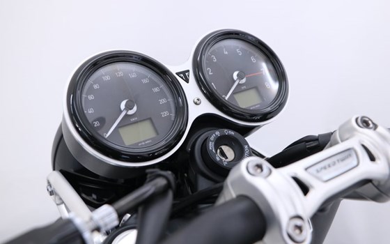 Gebrauchtmotorrad Triumph 5T Speed Twin - Bild 14