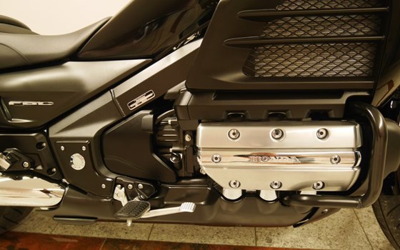Gebrauchtmotorrad Honda Gold Wing F6C - Bild 12 Gebrauchtmotorrad Honda Gold Wing F6C - Bild 12