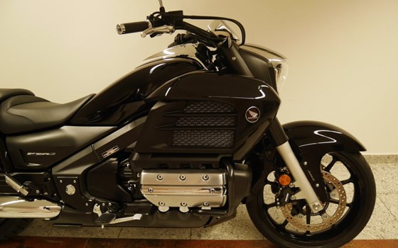Gebrauchtmotorrad Honda GL 1800 Goldwing - Bild 11 Gebrauchtmotorrad Honda GL 1800 Goldwing - Bild 11