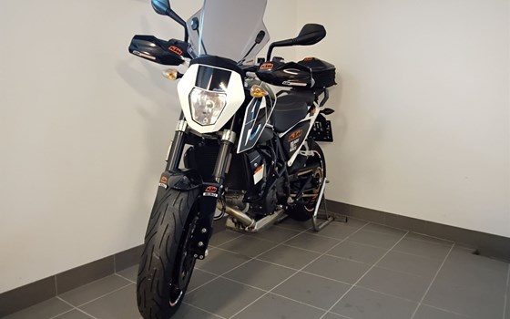 Gebrauchtmotorrad KTM 690 Duke - Bild 2 Gebrauchtmotorrad KTM 690 Duke - Bild 2