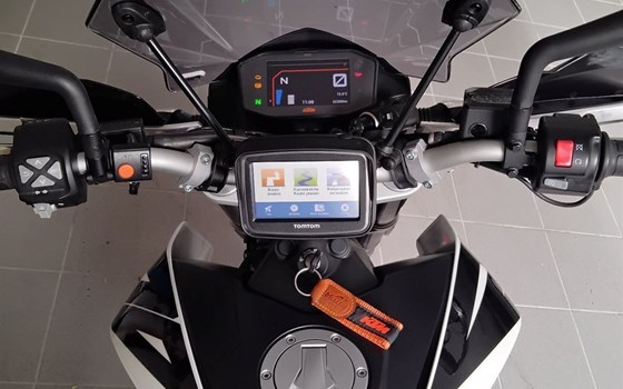 Gebrauchtmotorrad KTM 690 Duke - Bild 5 Gebrauchtmotorrad KTM 690 Duke - Bild 5