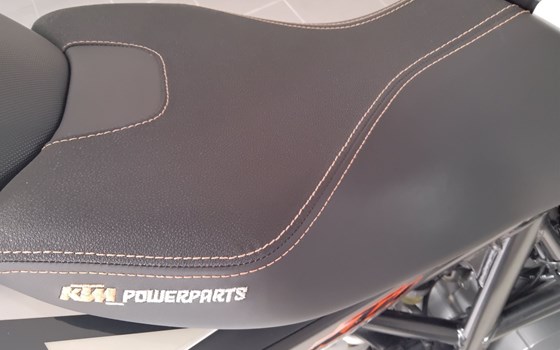 Gebrauchtmotorrad KTM 690 Duke - Bild 7 Gebrauchtmotorrad KTM 690 Duke - Bild 7