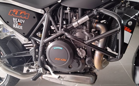 Gebrauchtmotorrad KTM 690 Duke - Bild 8 Gebrauchtmotorrad KTM 690 Duke - Bild 8