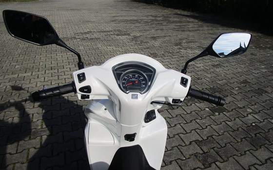 Neufahrzeug Honda NSC Vision 110 - Bild 4