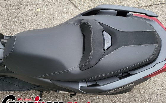 Neufahrzeug Yamaha XMAX 300 - Bild 5 Neufahrzeug Yamaha XMAX 300 - Bild 5