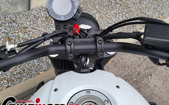 Neufahrzeug Yamaha XSR700 - Bild 7 Neufahrzeug Yamaha XSR700 - Bild 7