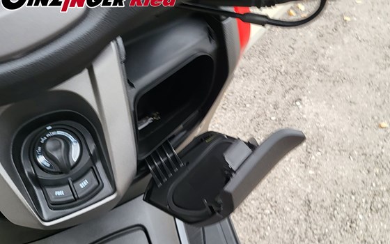 Neufahrzeug Yamaha NMAX 125 - Bild 7 Neufahrzeug Yamaha NMAX 125 - Bild 7