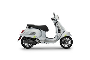 Angebot Vespa GTS 300 hpe Super Tech