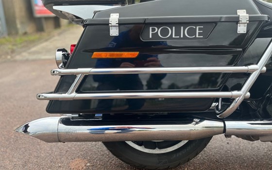Gebrauchtmotorrad Harley-Davidson Electra Glide Police Edition - Bild 8