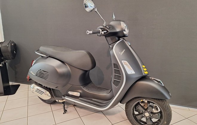 Vespa GTS 125 Super Tech