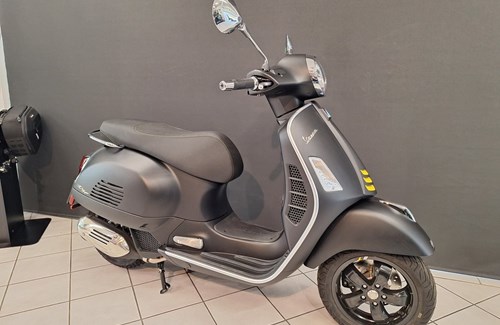 Neumotorrad Vespa GTS 125 Super Tech