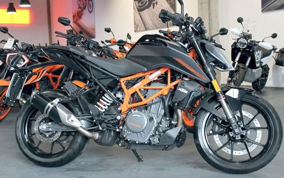 Gebrauchtmotorrad KTM 390 Duke - Bild 1