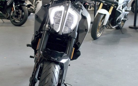 Gebrauchtmotorrad KTM 390 Duke - Bild 3