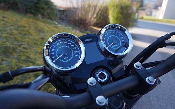 Neufahrzeug Kawasaki Z650 RS - Bild 9