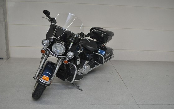 Gebrauchtmotorrad Harley-Davidson Road King Police FLHP - Bild 3