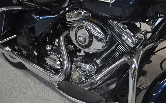 Gebrauchtmotorrad Harley-Davidson Road King Police FLHP - Bild 9