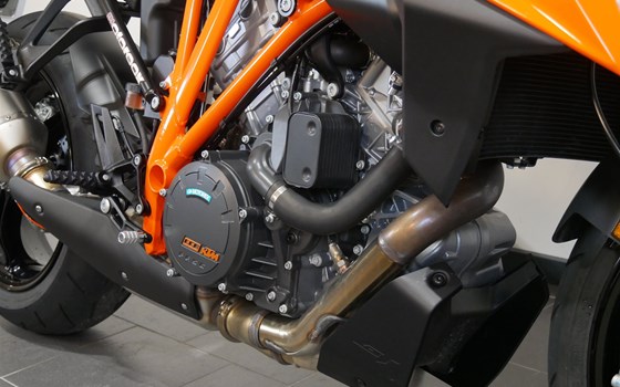 Gebrauchtmotorrad KTM 1290 Super Duke GT - Bild 10