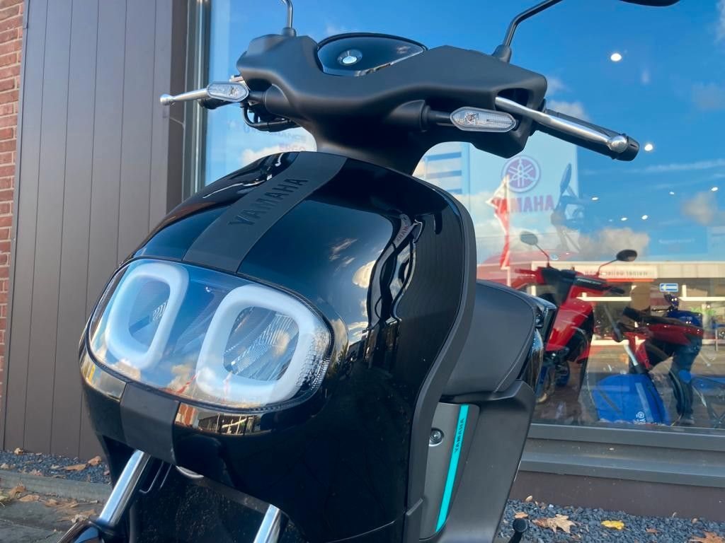 Yamaha NEO's Elektro 50er Tageszulassung 5km